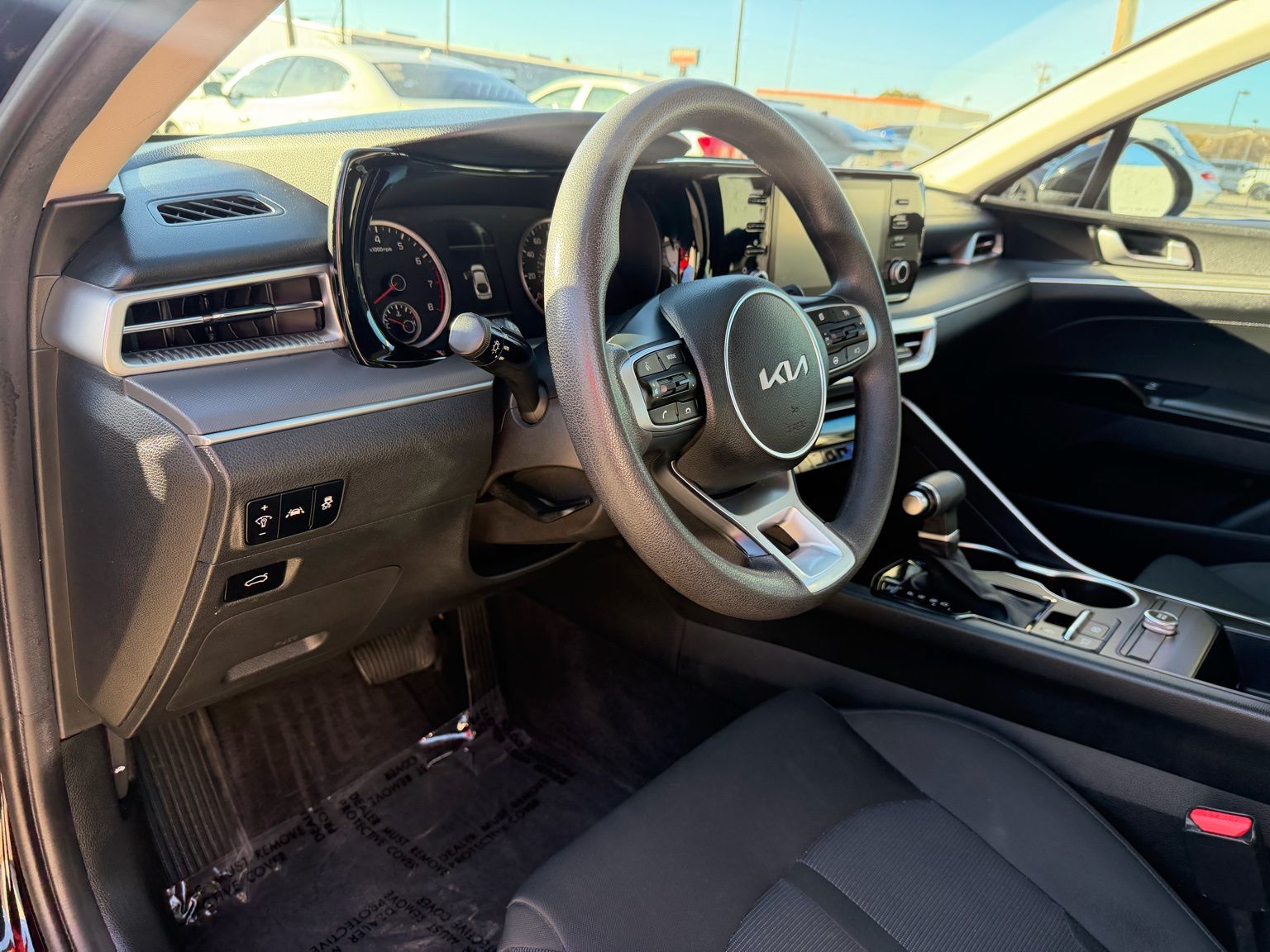 2022 Kia K5 thumbnail 16