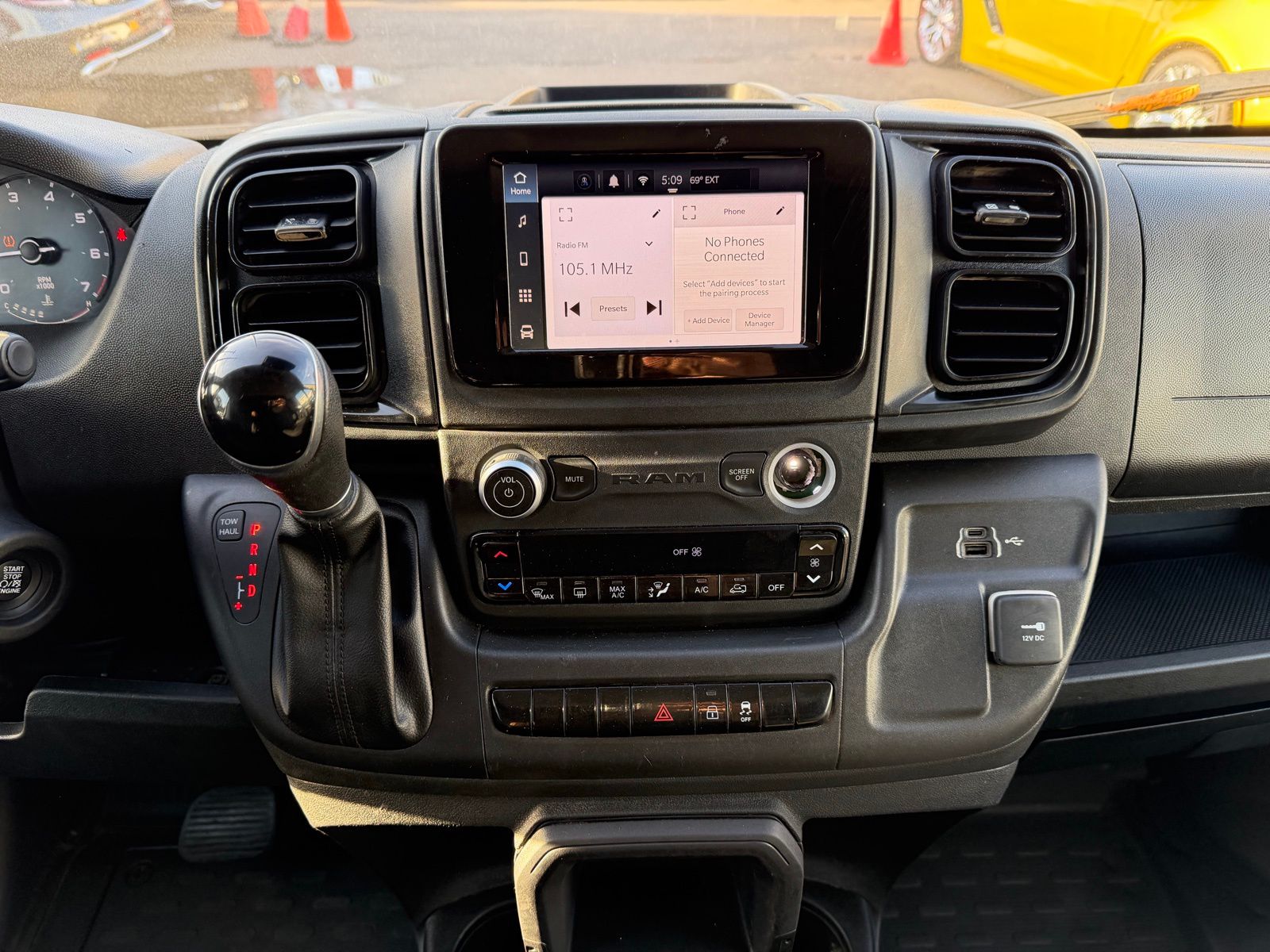 2023 Ram ProMaster 3500 thumbnail 15