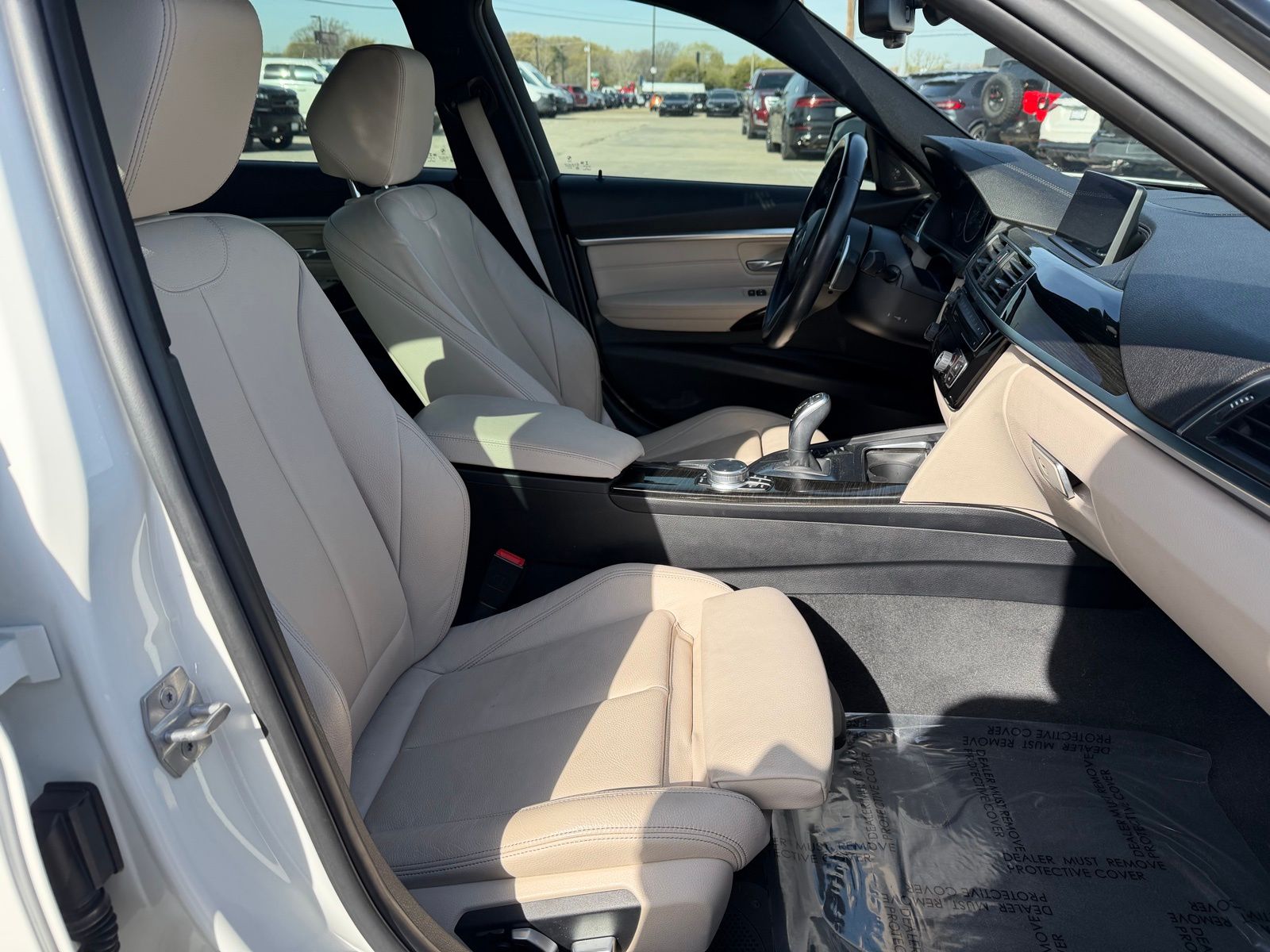 2018 BMW 340i thumbnail 25