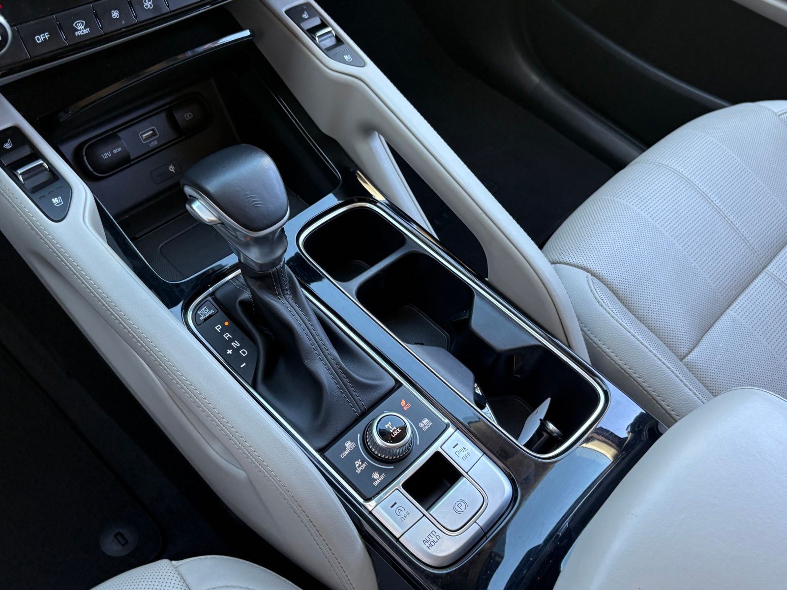 2021 Kia Telluride thumbnail 24