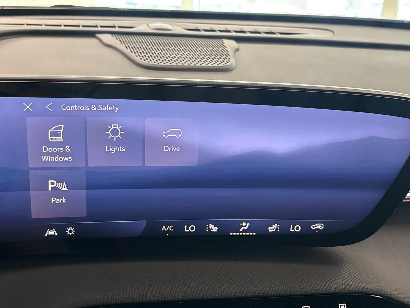 2026 Buick Enclave Preferred - Photo 33
