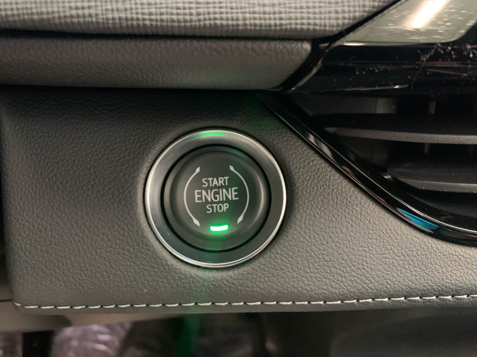 2026 Buick Enclave Sport Touring - Photo 30