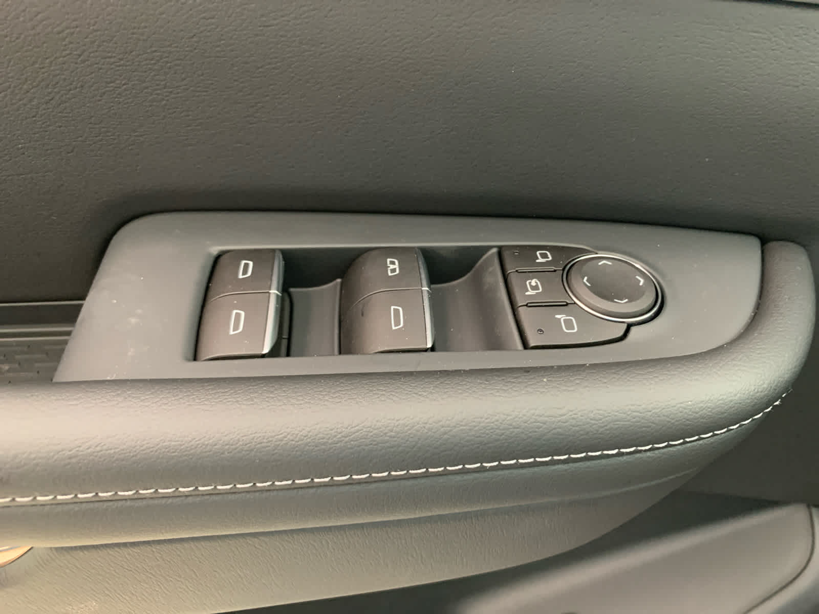 2026 Buick Enclave Avenir - Photo 23