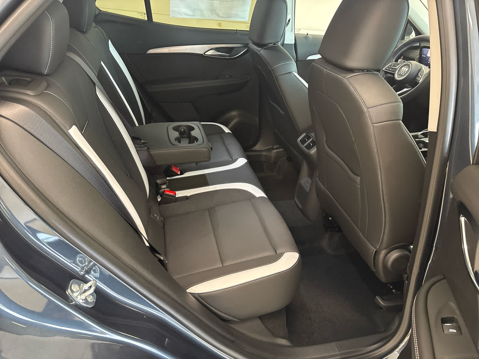 2026 Buick Envision Sport Touring - Photo 17