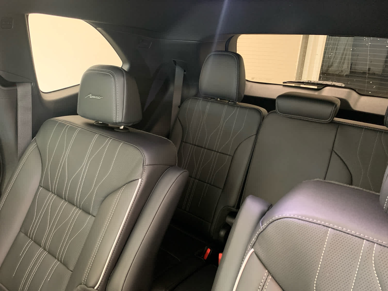 2026 Buick Enclave Avenir - Photo 18