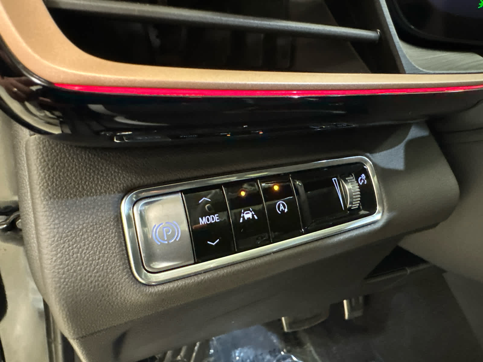 2026 Buick Envision Sport Touring - Photo 28