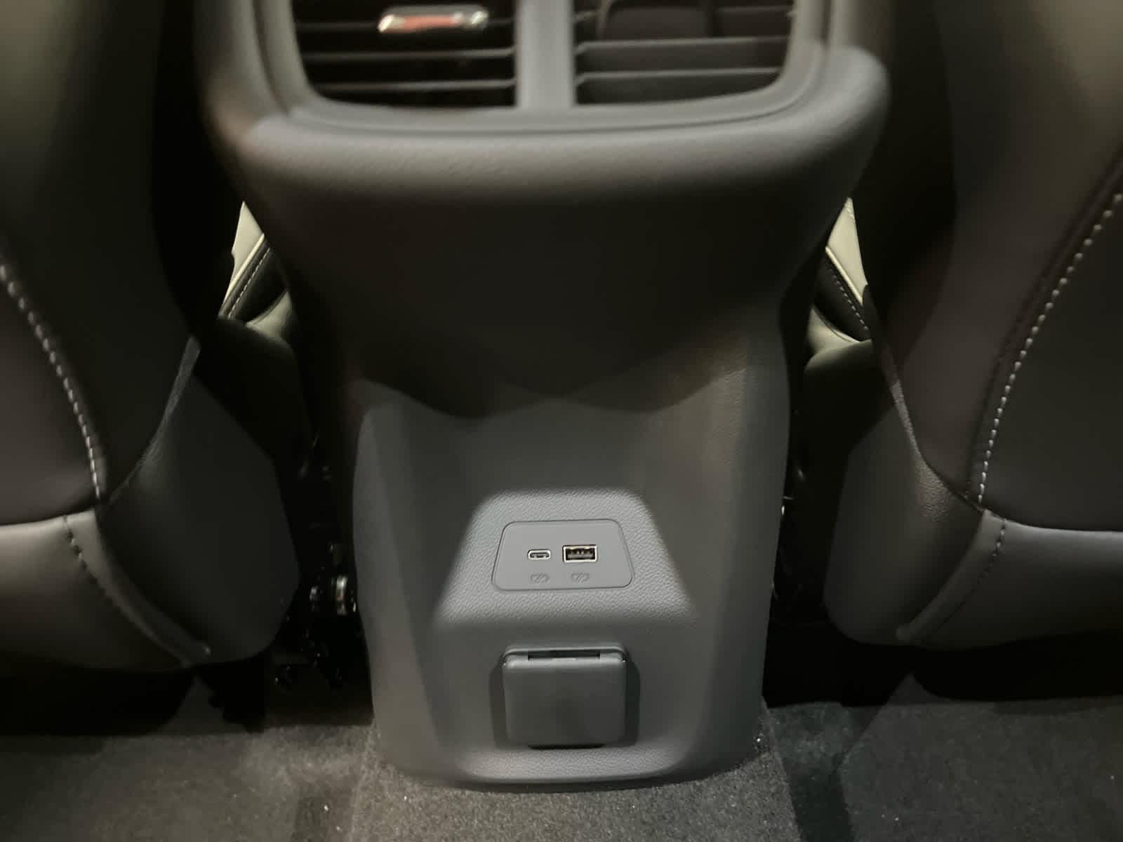 2026 Buick Envision Avenir - Photo 15