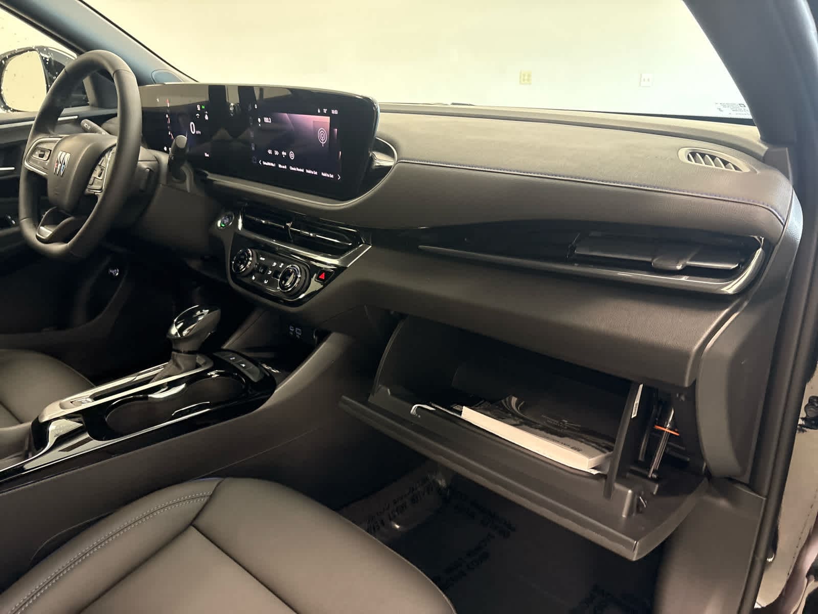 2026 Buick Envista Sport Touring - Photo 18