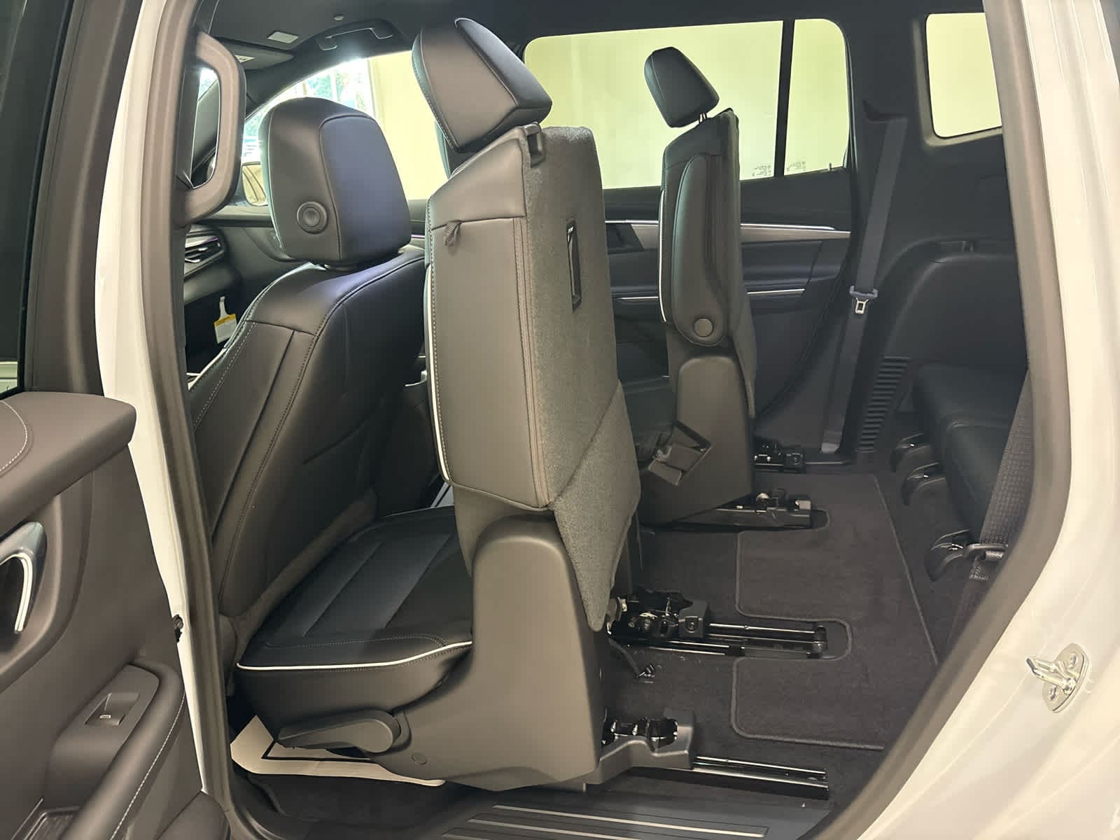 2026 Buick Enclave Preferred - Photo 14