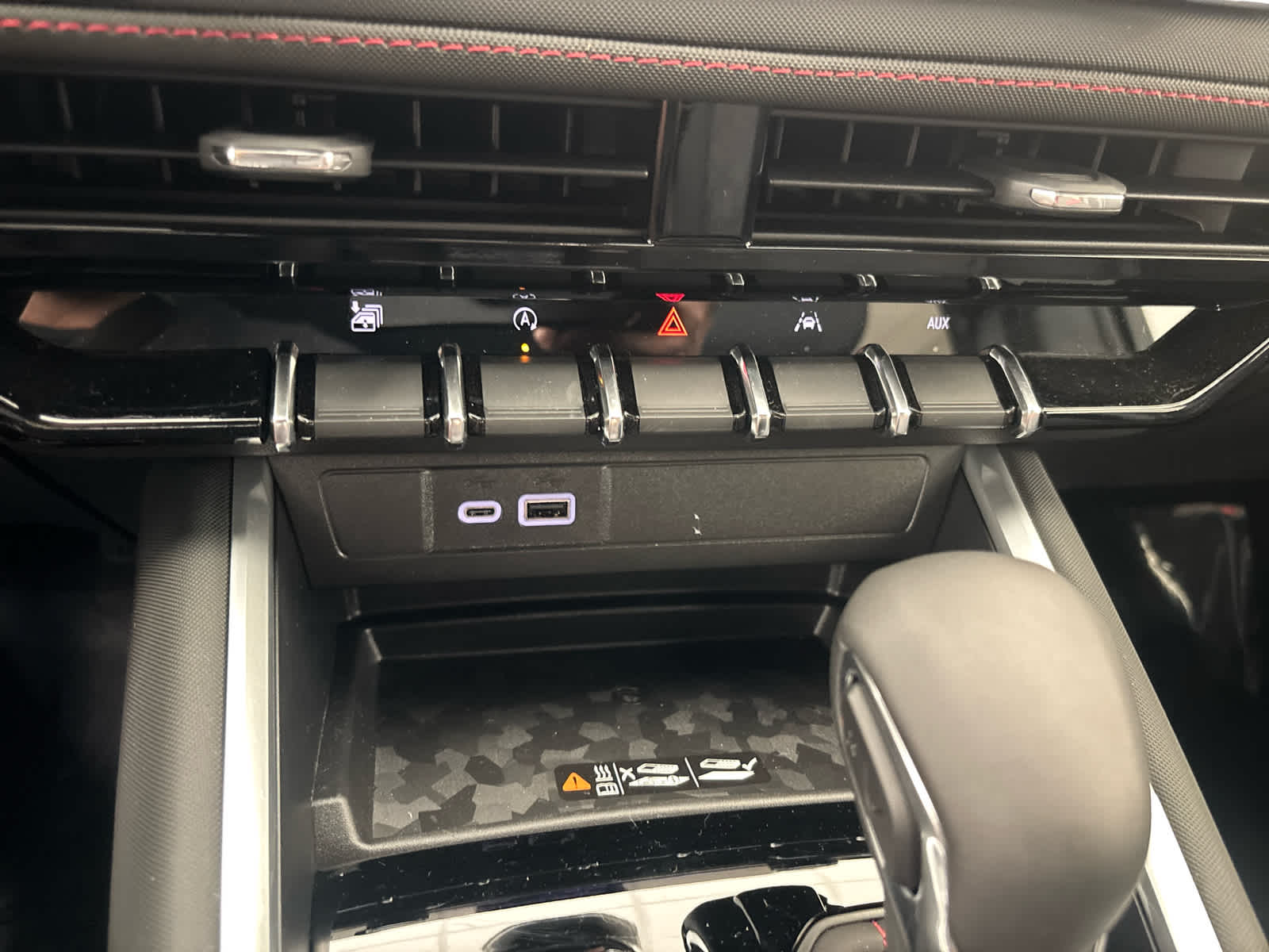 2026 Chevrolet Colorado Z71 - Photo 25
