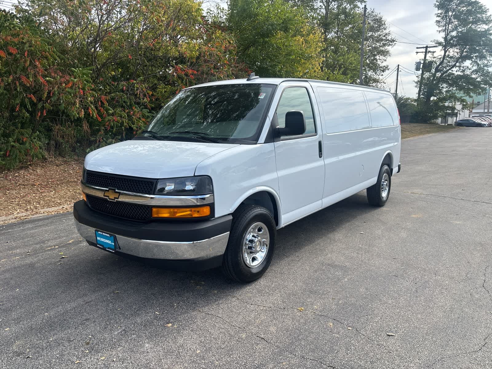 2025 Chevrolet Express Cargo Work Van's photo