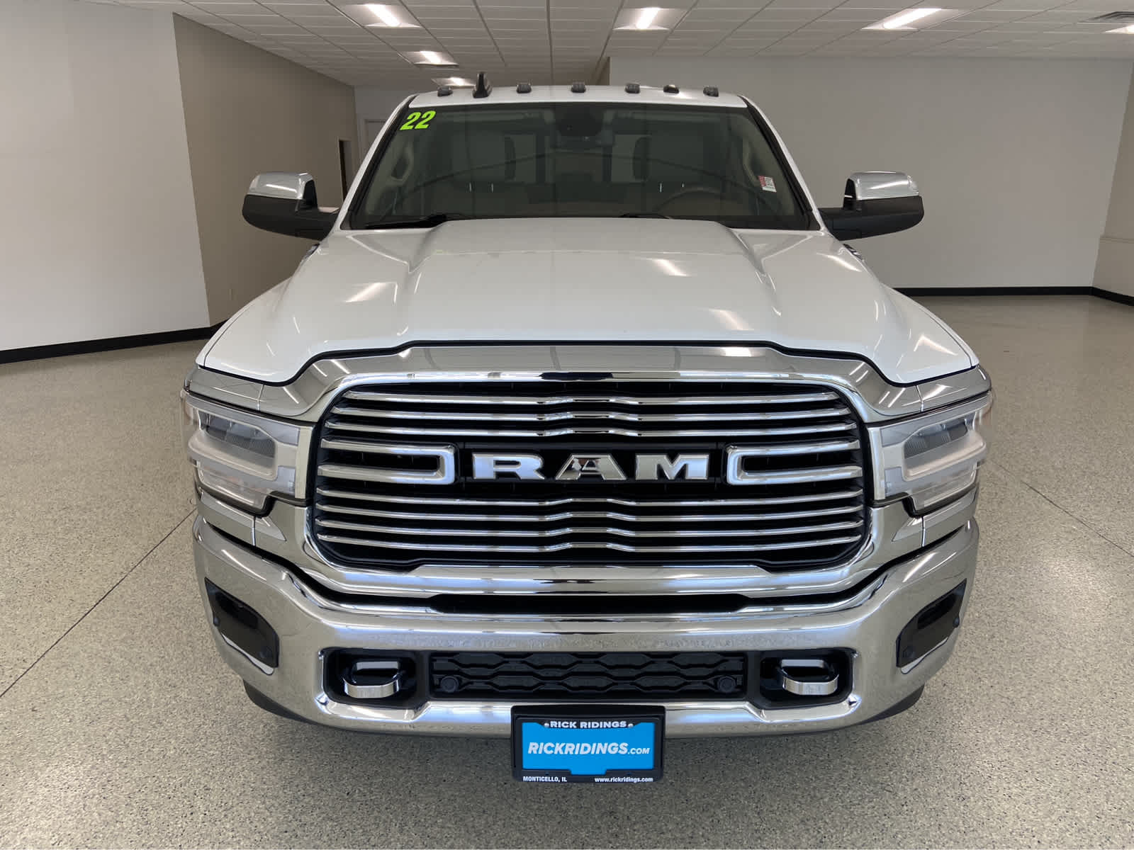 Used 2022 RAM Ram 2500 Pickup Laramie with VIN 3C6UR5FJ0NG357838 for sale in Monticello, IL