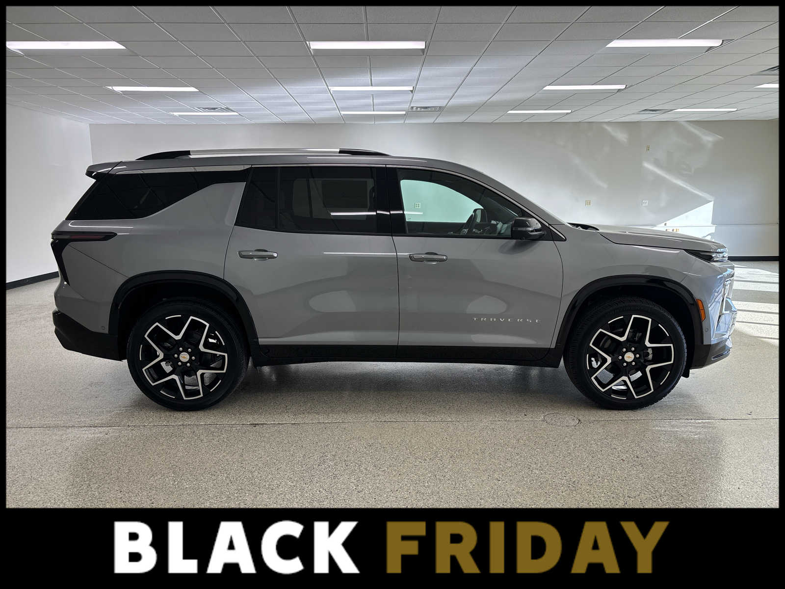 2026 Chevrolet Traverse High Country photo 2