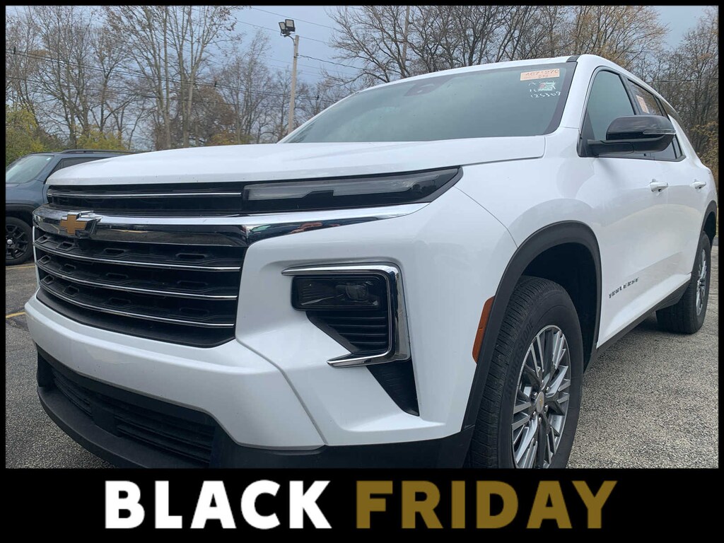 Used 2025 Chevrolet Traverse LT SUV