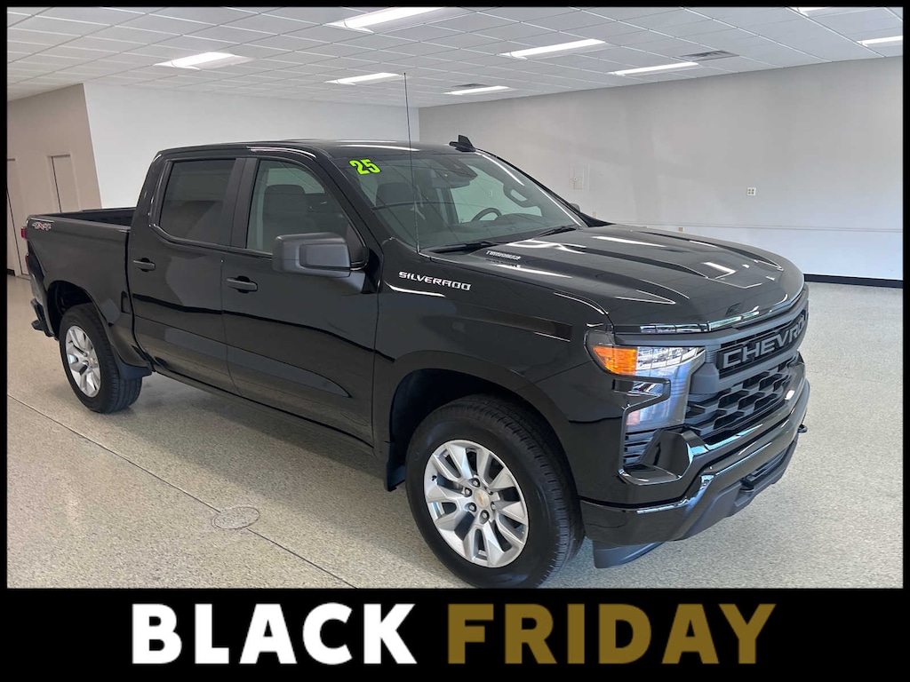 New 2025 Chevrolet Silverado 1500 Custom Truck