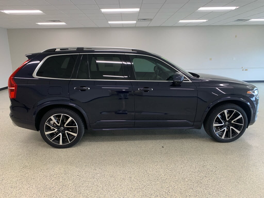 Used 2019 Volvo XC90 Momentum SUV