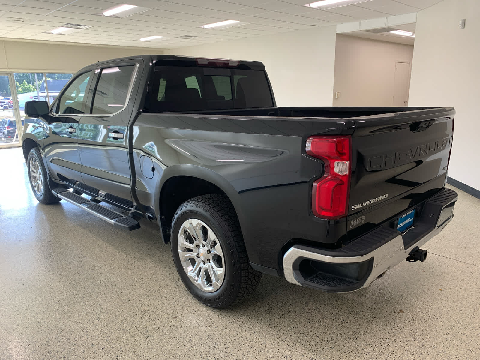 2023 Chevrolet Silverado 1500 LTZ - Photo 11