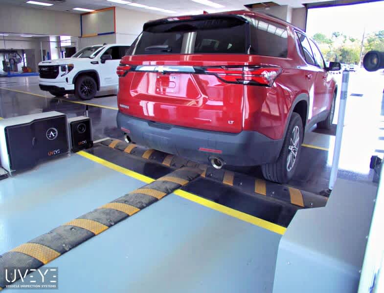 Used 2023 Chevrolet Traverse LT Cloth SUV