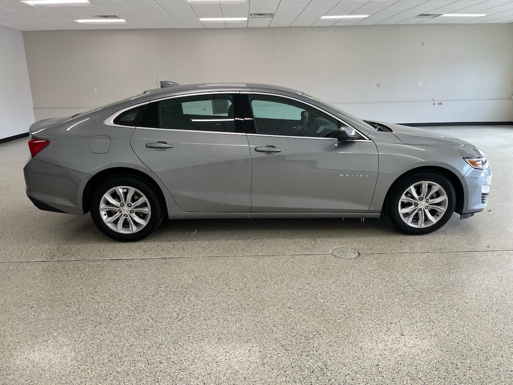 Used 2025 Chevrolet Malibu 1LT Sedan