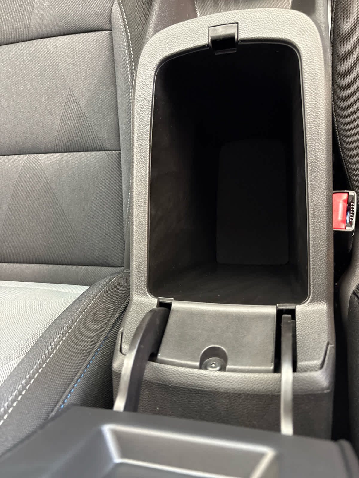 2026 Chevrolet Trax LS - Photo 30