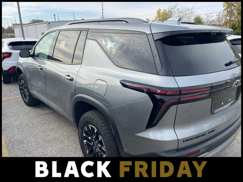 Used 2024 Chevrolet Traverse Z71 SUV