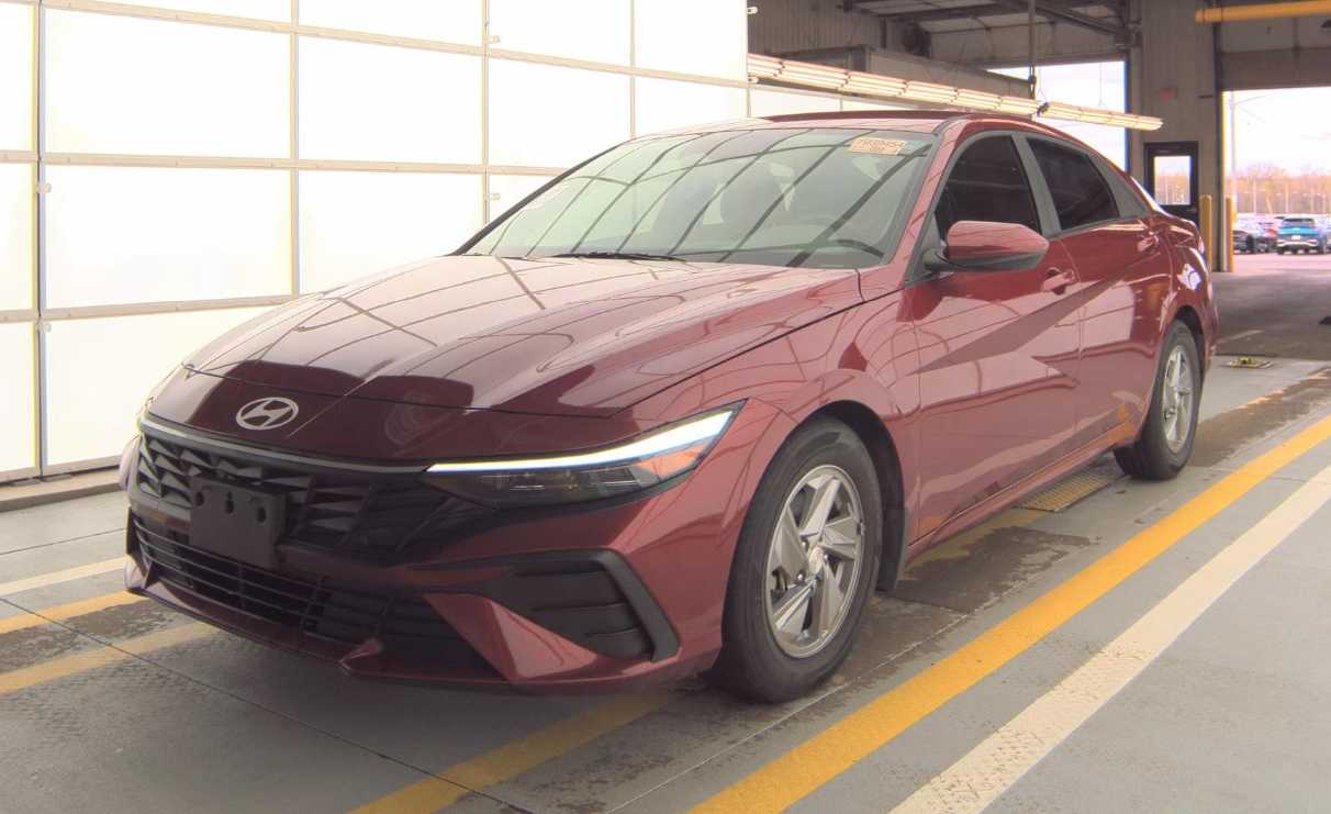 2024 Hyundai Elantra 2.0 SE IVT's photo