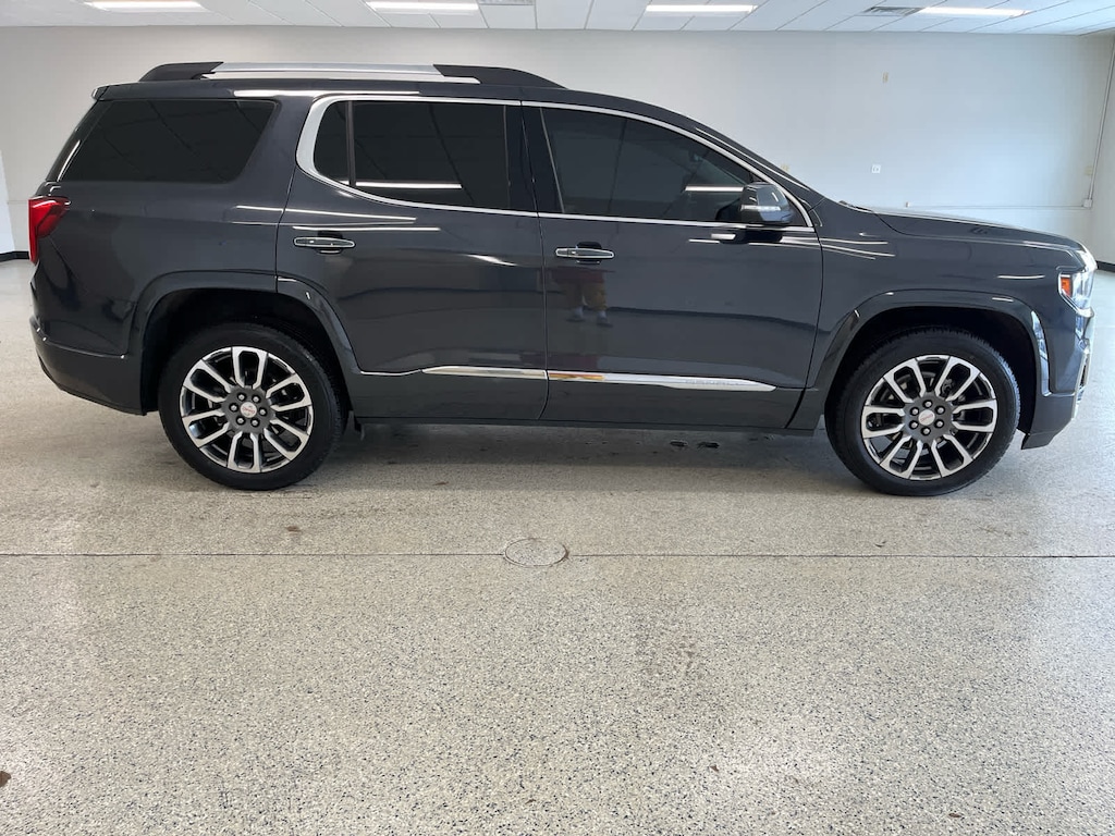 Used 2022 GMC Acadia Denali SUV