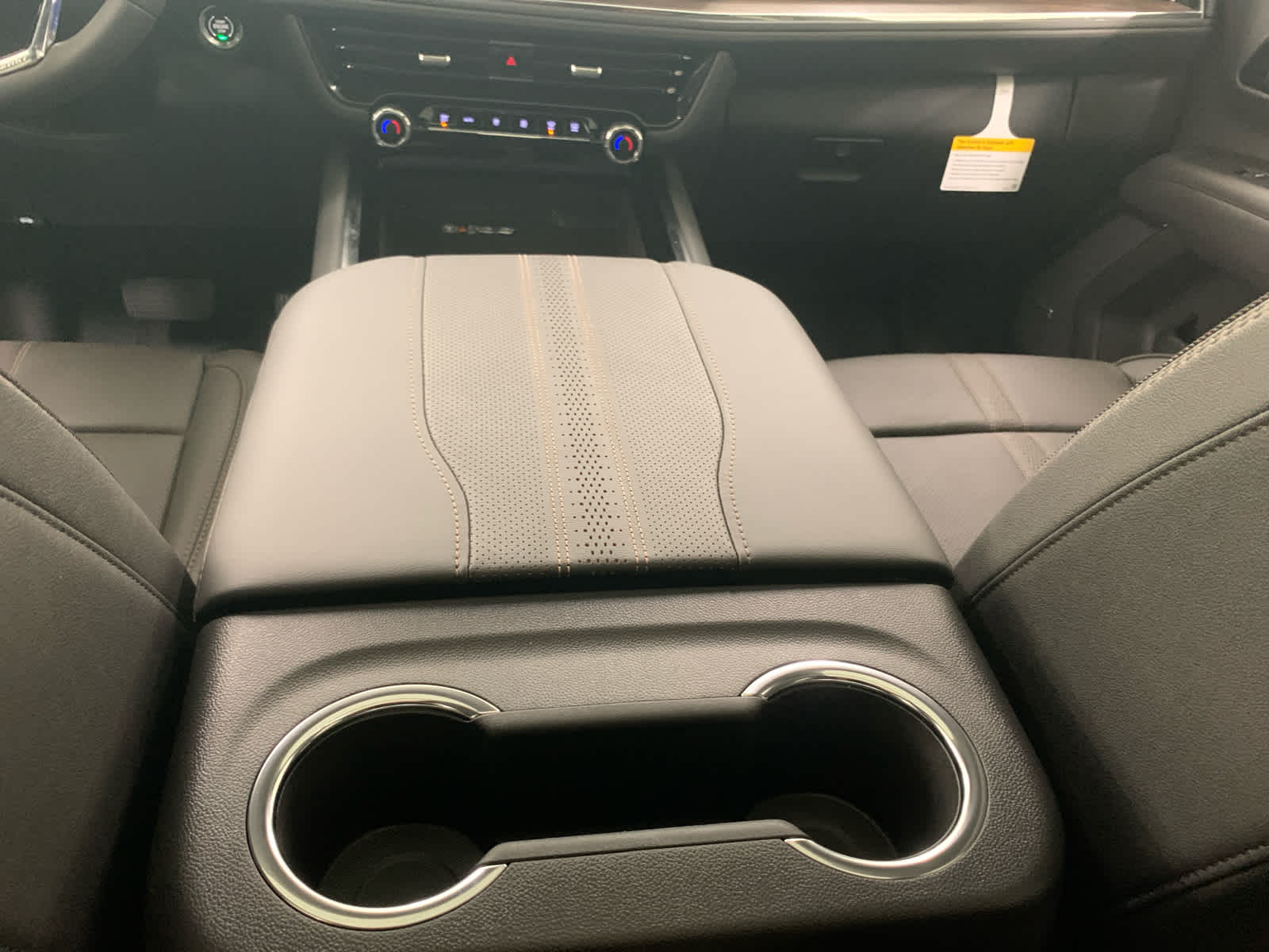 2026 Chevrolet Suburban High Country - Photo 20
