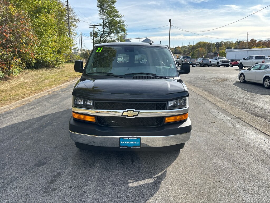 Used 2021 Chevrolet Express Passenger 3500 1LT Van Extended Passenger Van