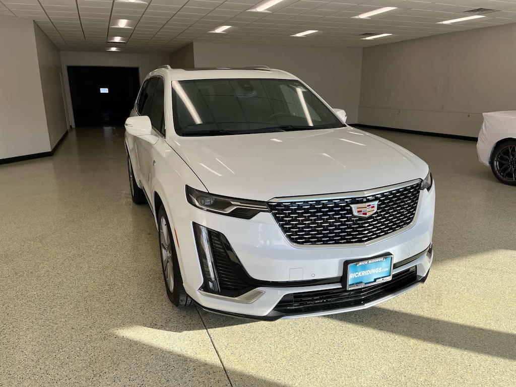 Used 2024 CADILLAC XT6 Premium Luxury SUV