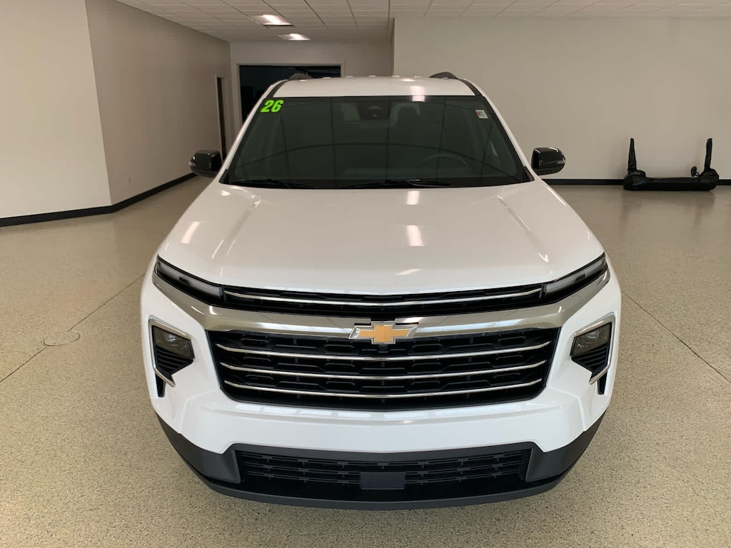 Used 2026 Chevrolet Traverse LT SUV