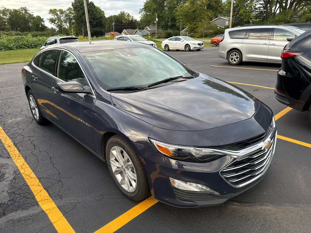Used 2025 Chevrolet Malibu 1LT Sedan