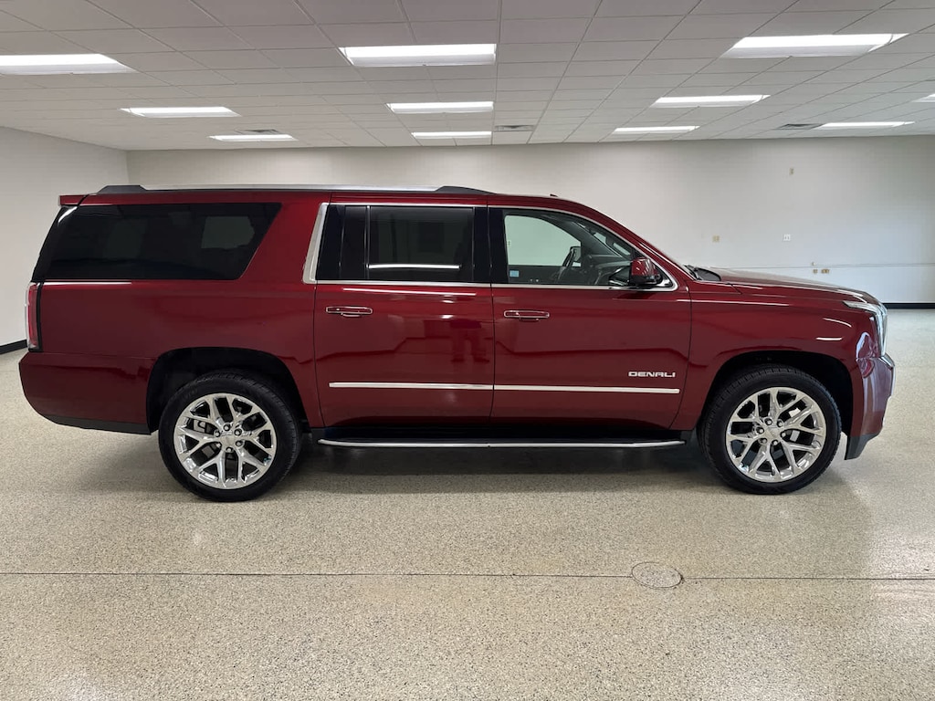 Used 2020 GMC Yukon XL Denali SUV