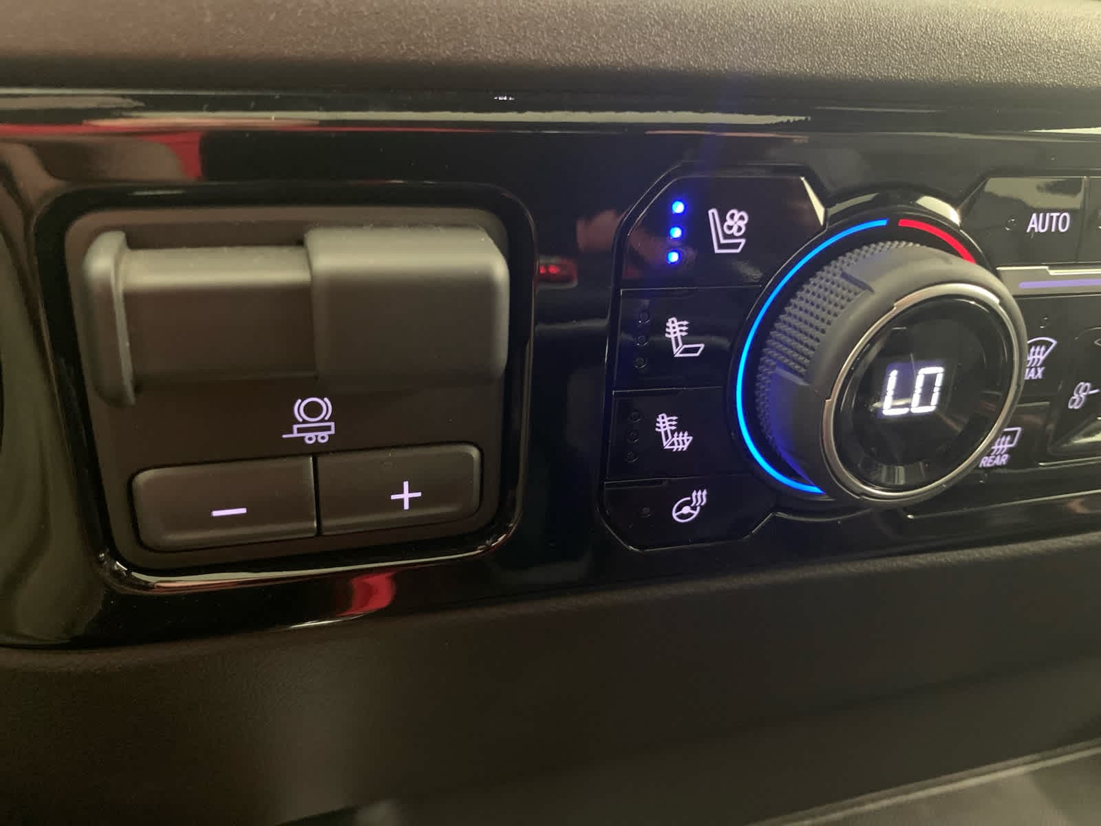 2025 Chevrolet Silverado 1500 High Country - Photo 33