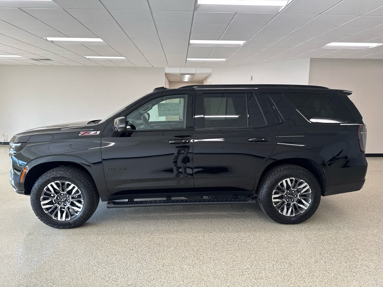2026 Chevrolet Tahoe Z71 - Photo 11