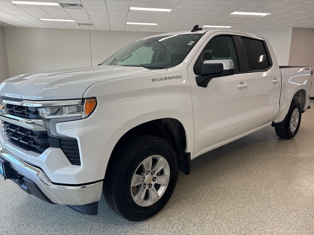 Used 2025 Chevrolet Silverado 1500 LT Truck Crew Cab