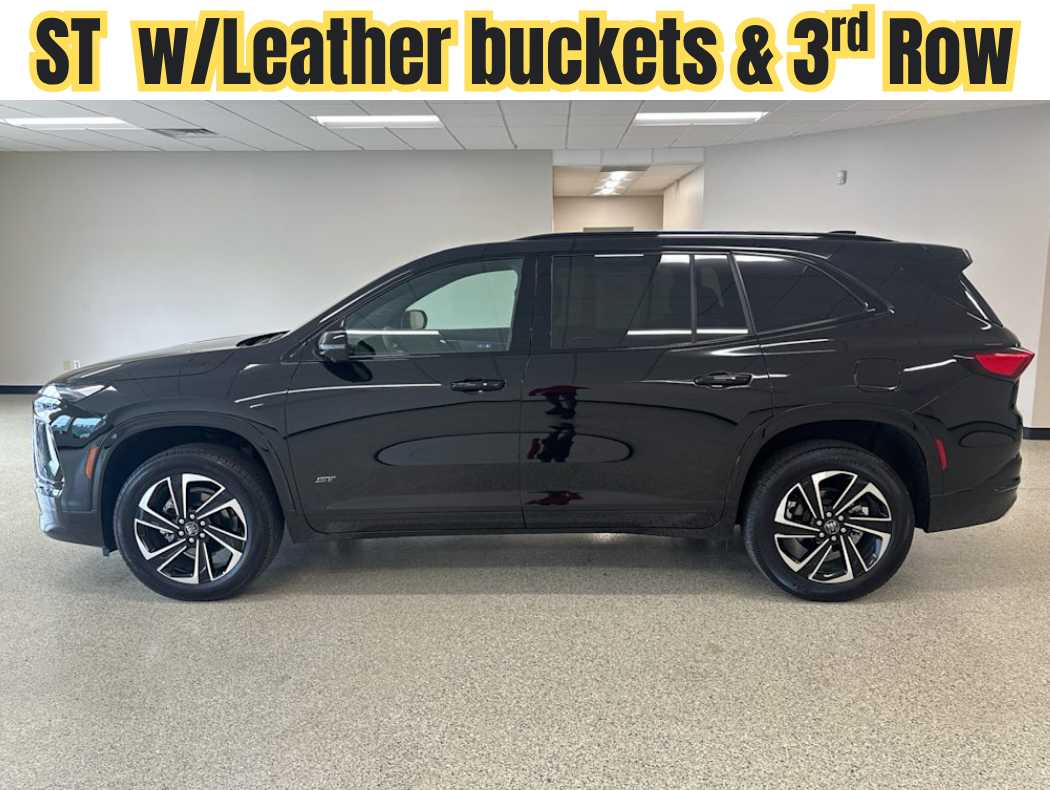 2025 Buick Enclave Sport Touring's photo