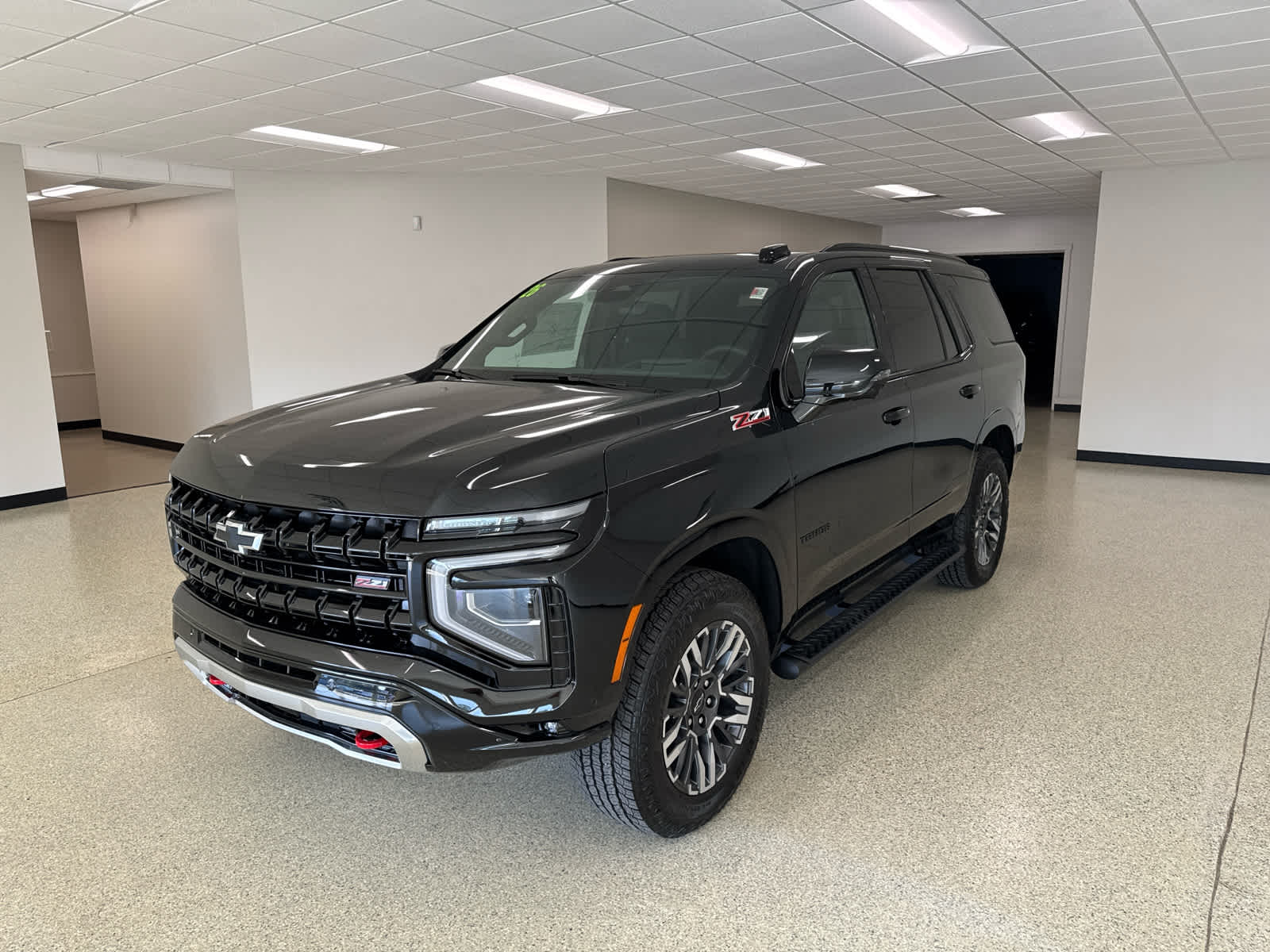 2026 Chevrolet Tahoe Z71 - Photo 12