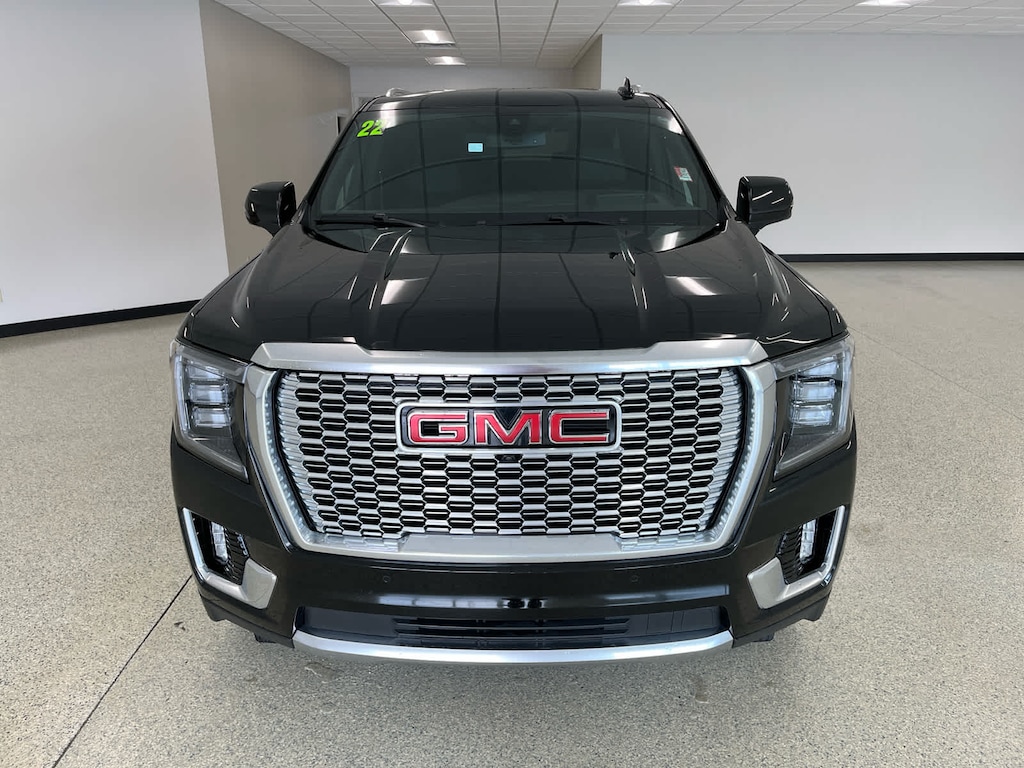 Used 2022 GMC Yukon XL Denali SUV
