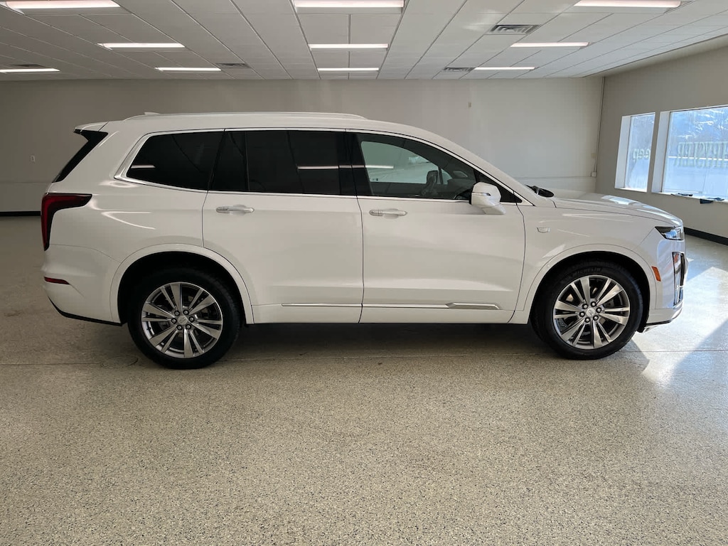 Used 2024 CADILLAC XT6 Premium Luxury SUV