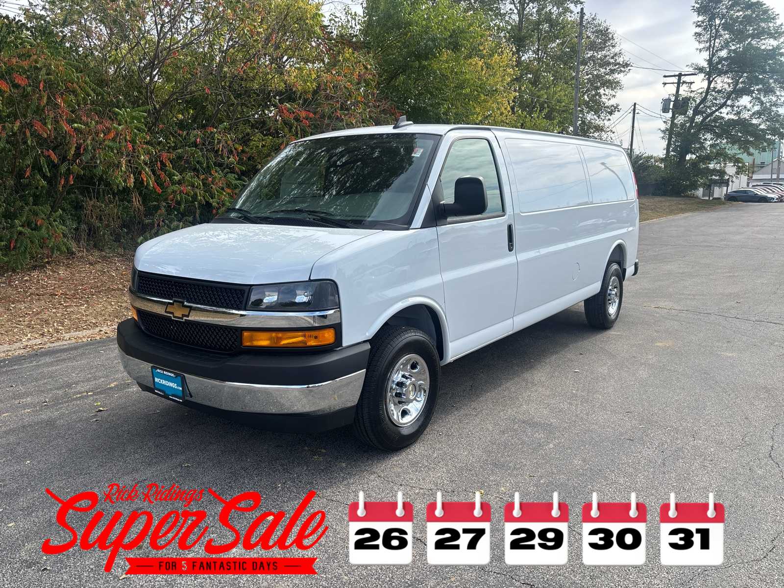 2025 Chevrolet Express Cargo Work Van's photo