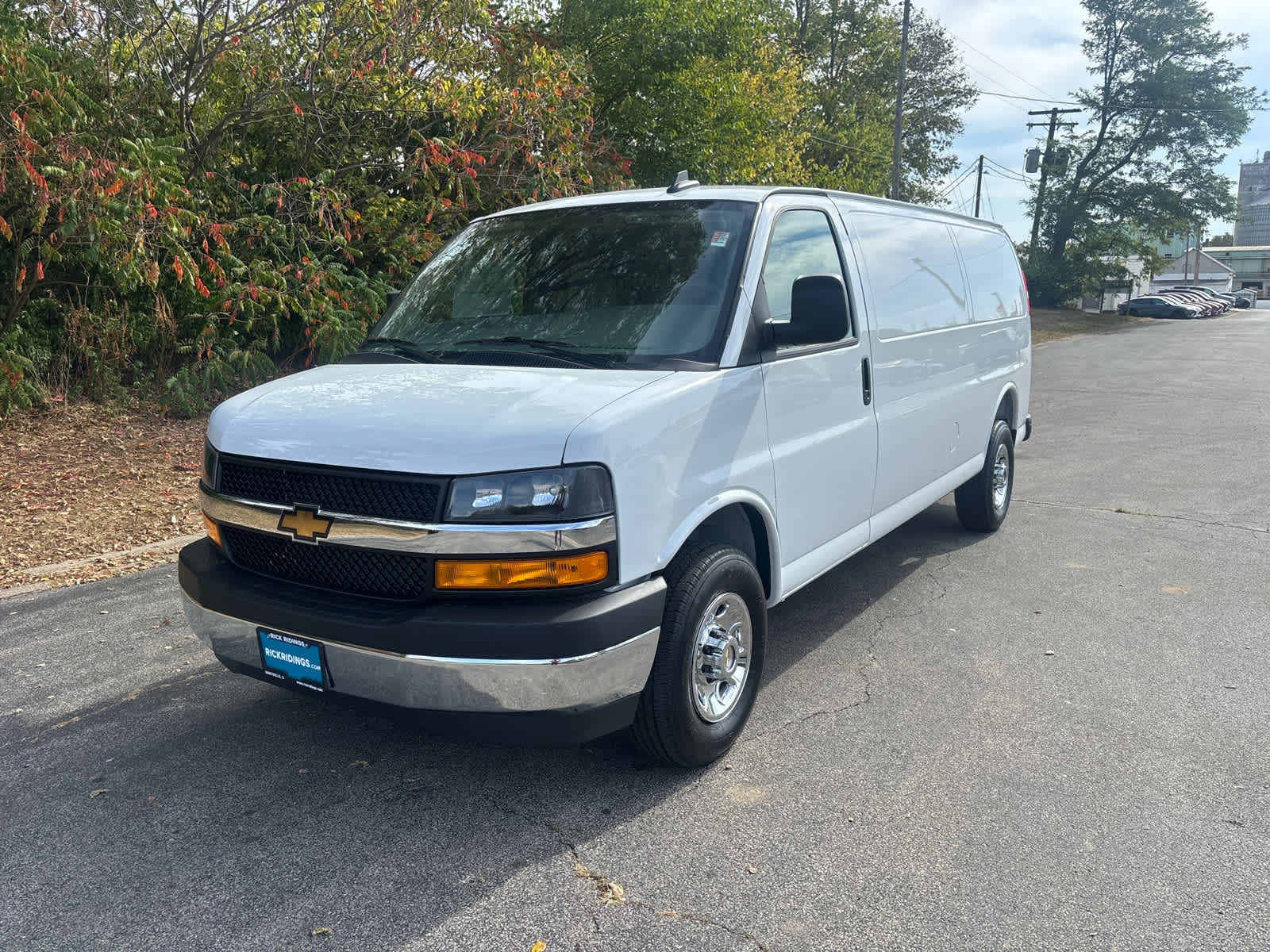 2025 Chevrolet Express Cargo Work Van's photo