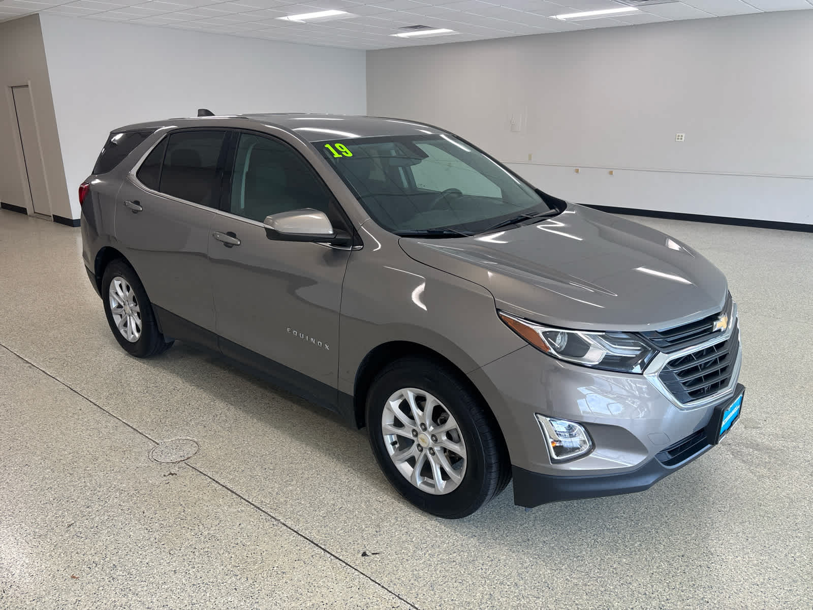 2019 Chevrolet Equinox LT photo 3