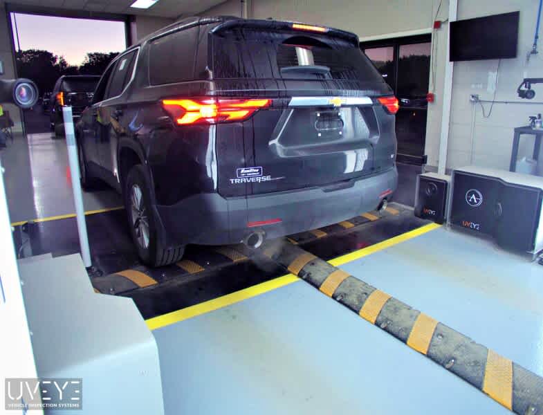 Used 2023 Chevrolet Traverse LT Cloth SUV