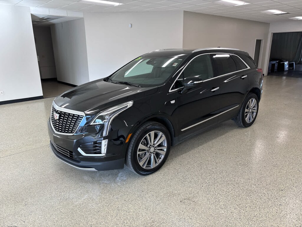 Used 2025 CADILLAC XT5 Premium Luxury SUV