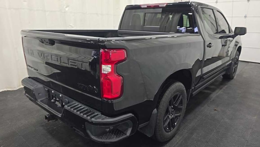 Used 2025 Chevrolet Silverado 1500 High Country Truck Crew Cab