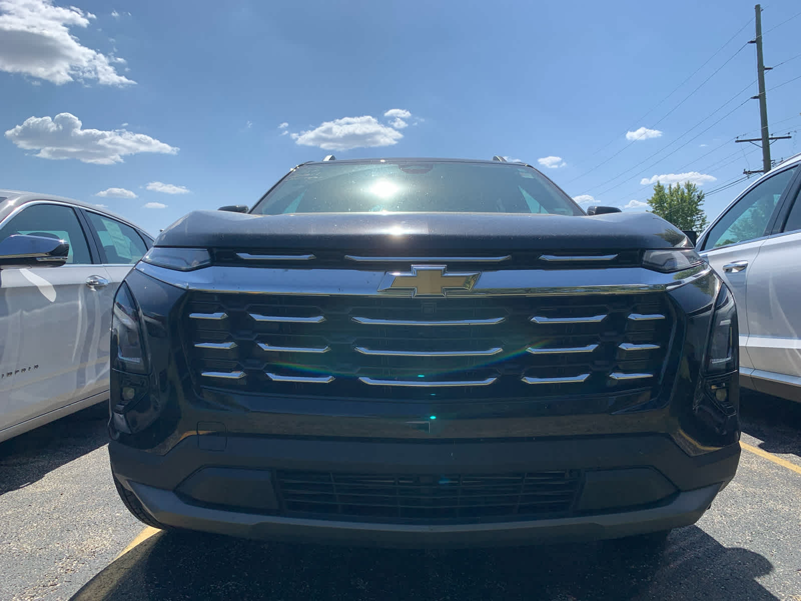 2025 Chevrolet Equinox LT photo 4