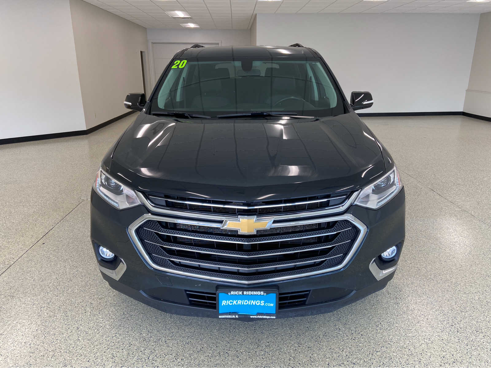 Used 2020 Chevrolet Traverse 3LT with VIN 1GNERHKW2LJ237316 for sale in Monticello, IL