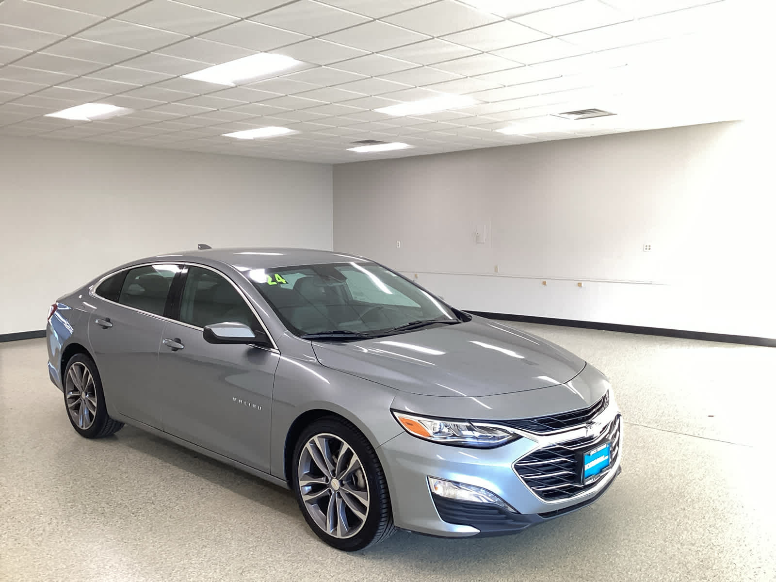Used 2024 Chevrolet Malibu 2LT Sedan