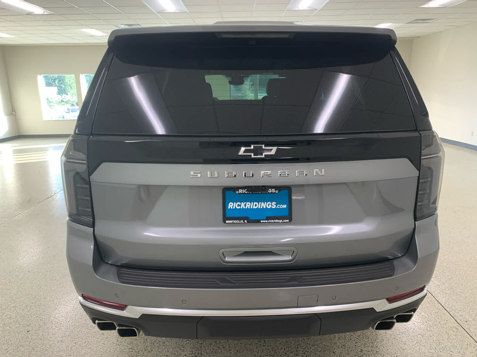 2026 Chevrolet Suburban High Country - Photo 6